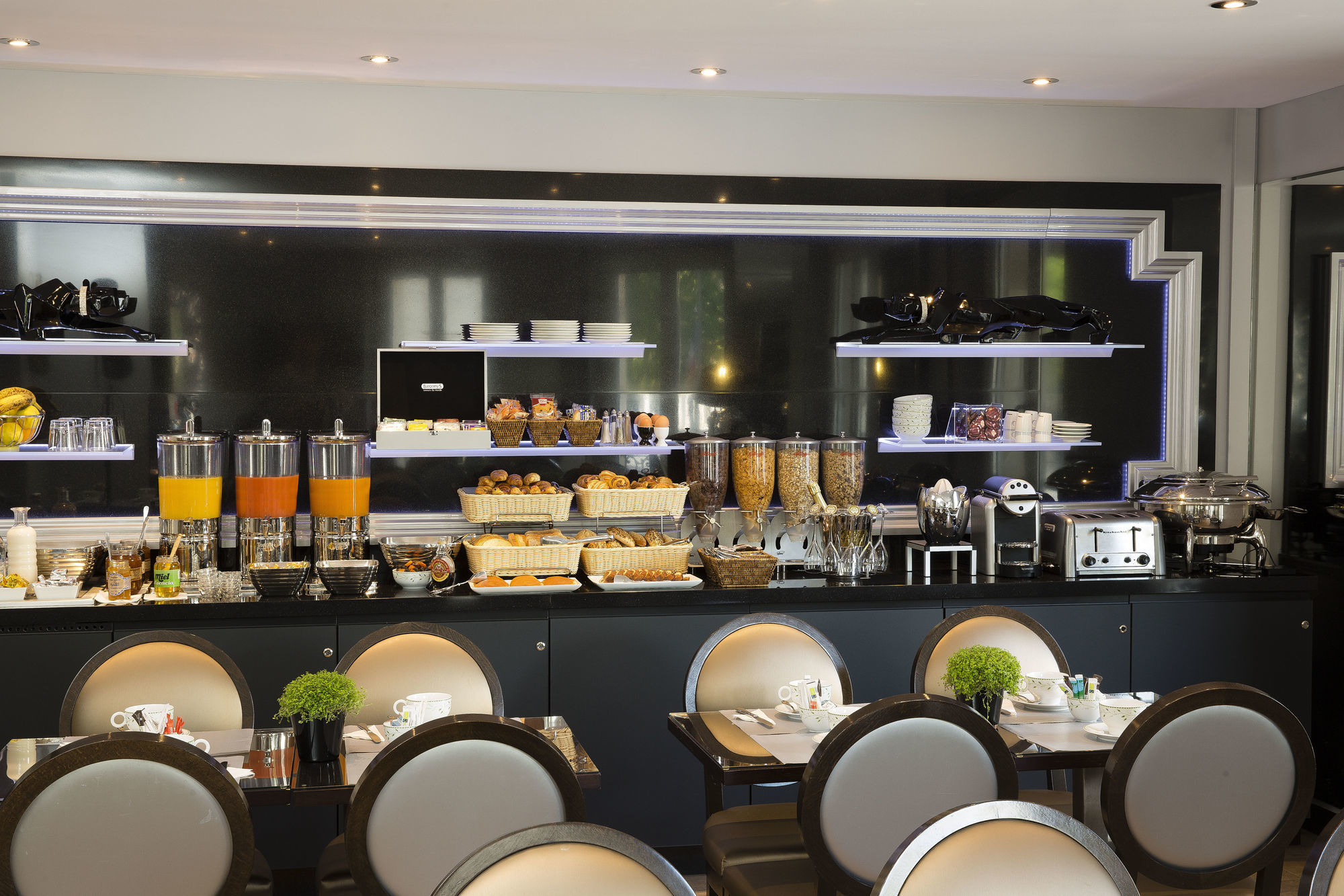 Plaza Elysées Hotel Parigi